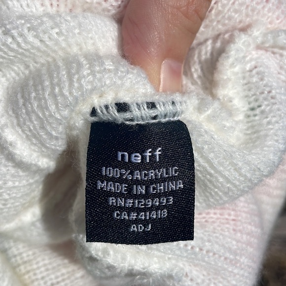 NEFF Pop Pom Fun Forever Beanie - Picture 8 of 8